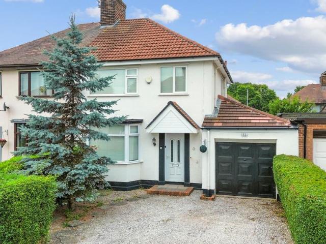 3 bedroom semi detached house for sale