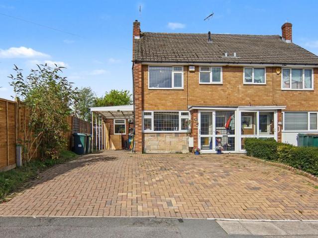3 bedroom semi detached house for sale