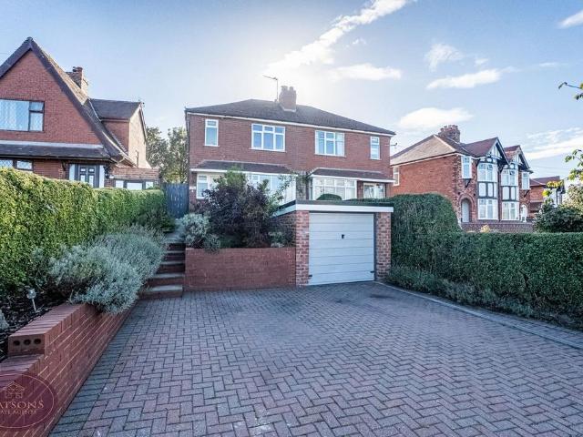 3 bedroom semi detached house for sale