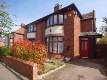 Moston Manchester, M9 - Garden, Equipped kitchen