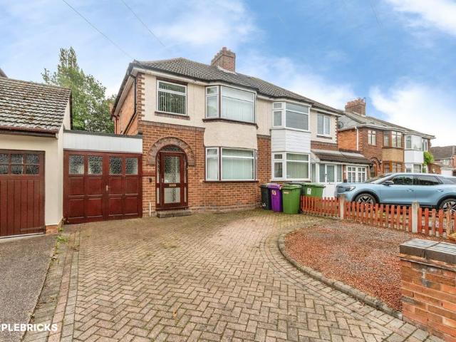 3 bedroom semi detached house for sale