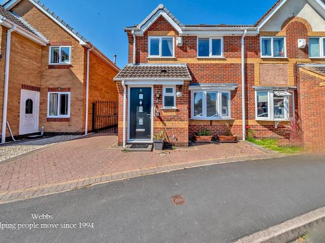 3 bedroom semi detached house for sale