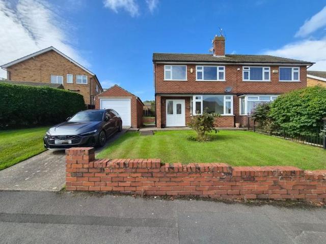 3 bedroom semi detached house for sale