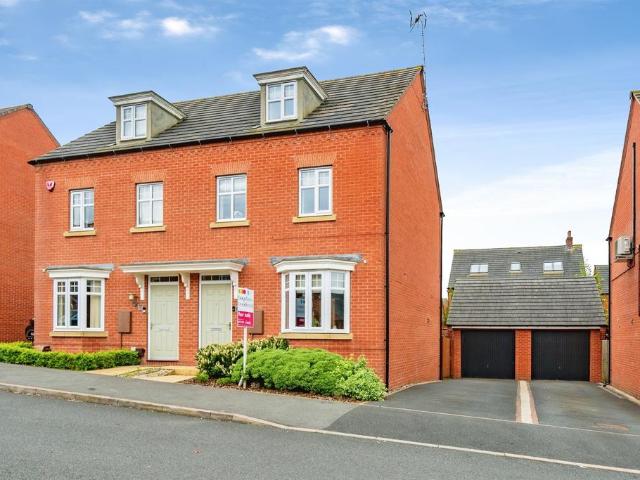 3 bedroom semi detached house for sale