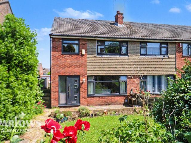 3 bedroom semi detached house for sale