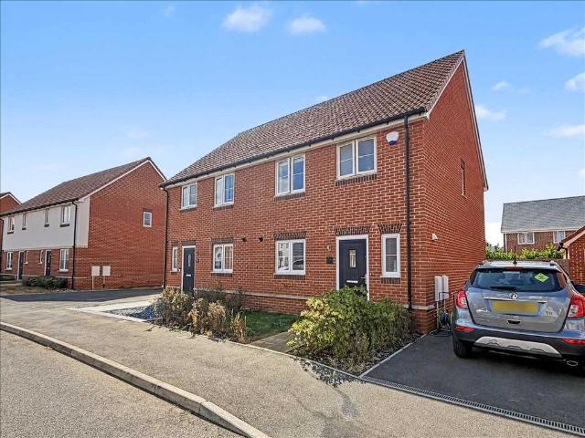 3 bedroom semi detached house for sale