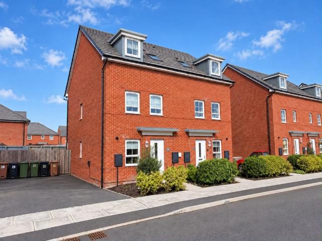 3 bedroom semi detached house for sale