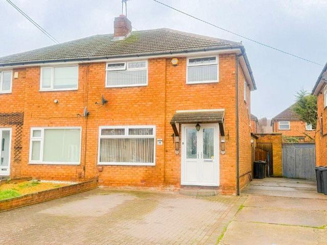3 bedroom semi detached house for sale