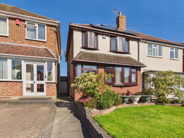 3 bedroom semi detached house for sale
