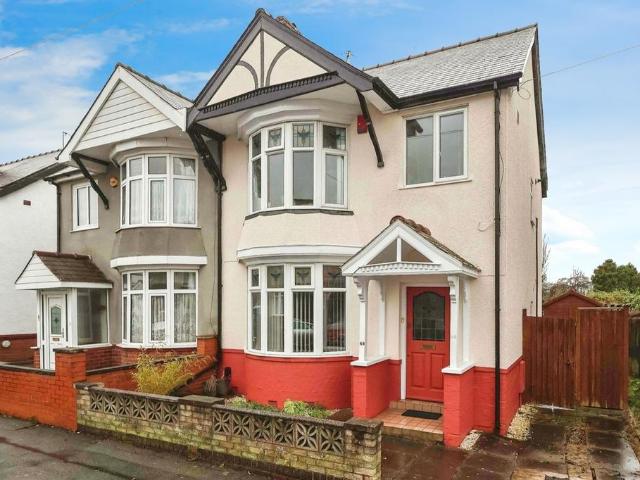3 bedroom semi detached house for sale