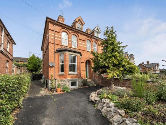 5 bedroom semi detached house for sale