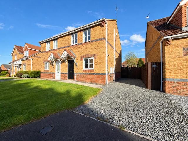 3 bedroom semi detached house for sale