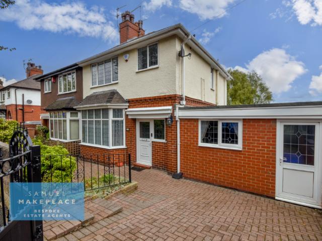 3 bedroom semi detached house for sale