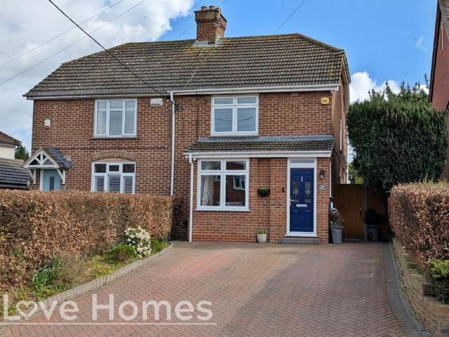 3 bedroom semi detached house for sale