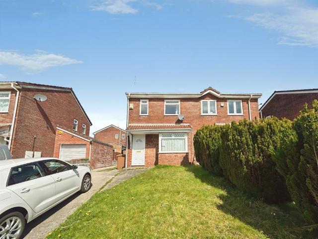 3 bedroom semi detached house for sale