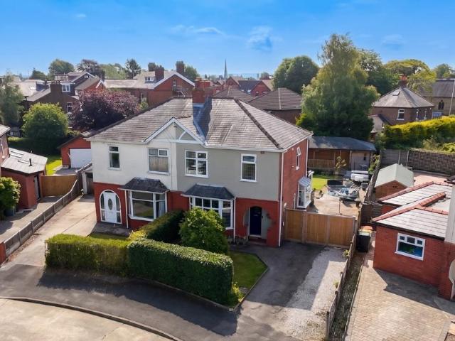 3 bedroom semi detached house for sale