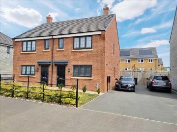3 bedroom semi detached house for sale