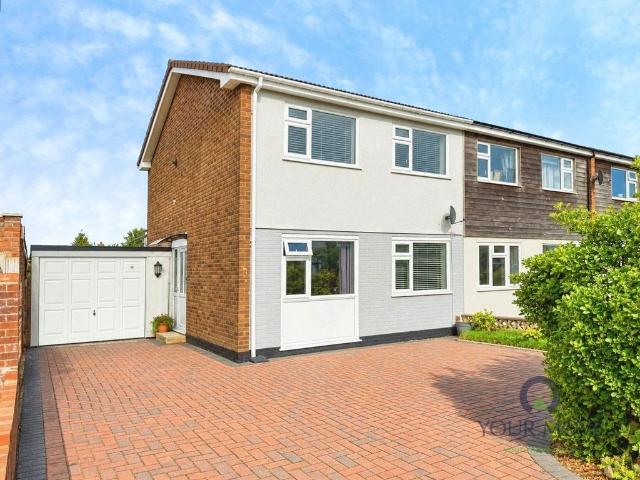 3 bedroom semi detached house for sale