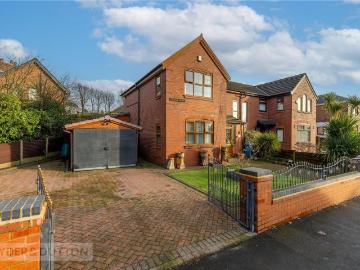 Shaw and Crompton, OL2, Bradford and West Yorkshire, North England