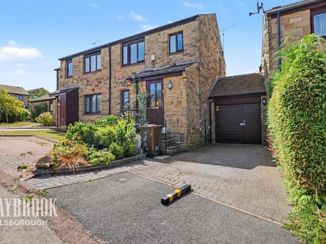 3 bedroom semi detached house for sale