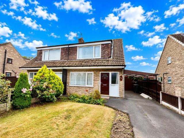 3 bedroom semi detached house for sale