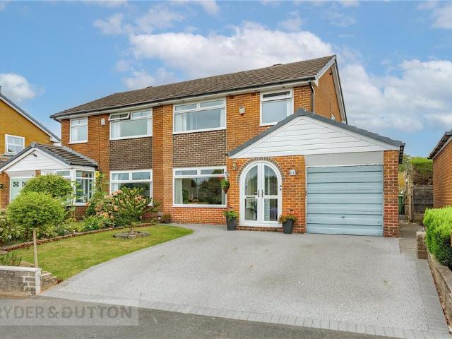 3 bedroom semi detached house for sale