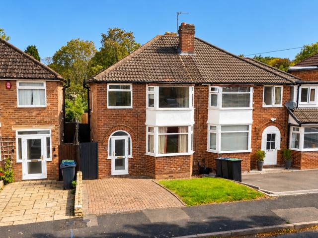 3 bedroom semi detached house for sale