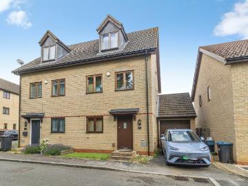 3 bedroom semi detached house for sale