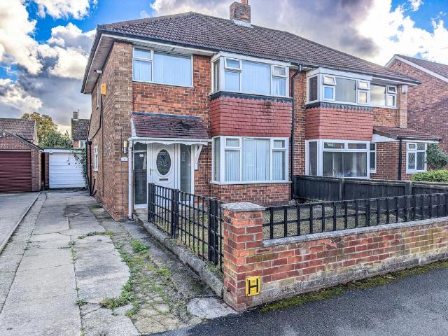 3 bedroom semi detached house for sale