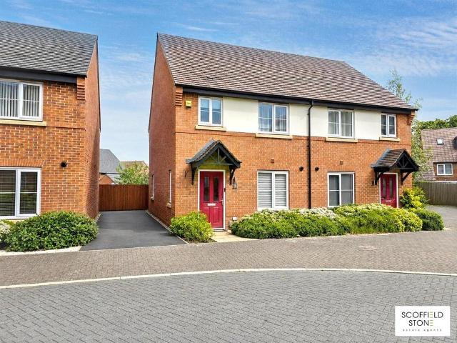 3 bedroom semi detached house for sale