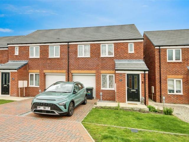 3 bedroom semi detached house for sale