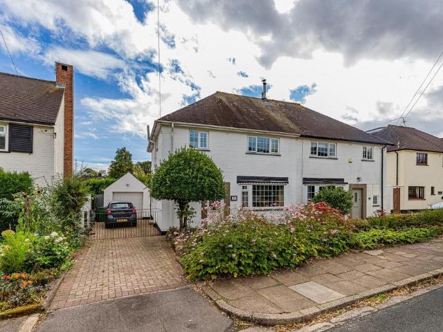 3 bedroom semi detached house for sale