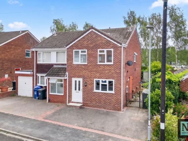 3 bedroom semi detached house for sale