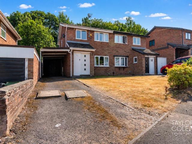 3 bedroom semi detached house for sale