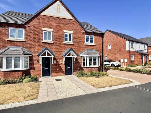 3 bedroom semi detached house for sale