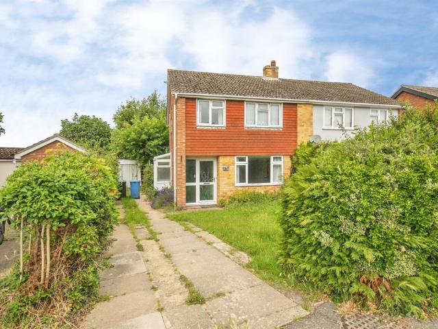 3 bedroom semi detached house for sale