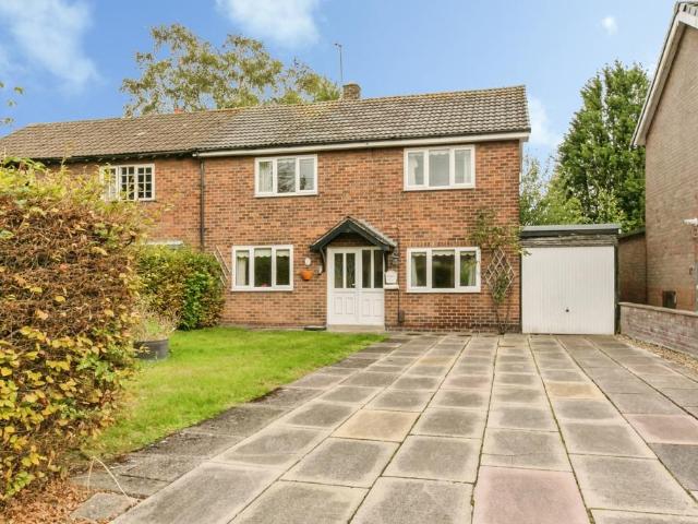 3 bedroom semi detached house for sale