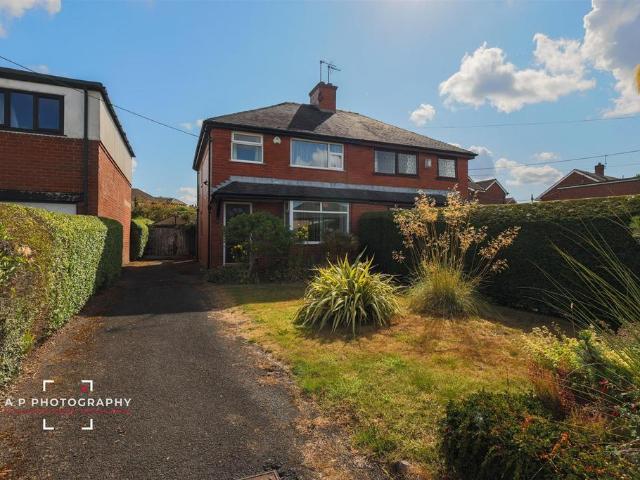 3 bedroom semi detached house for sale