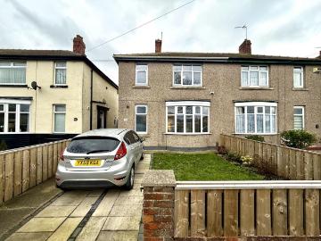 3 bedroom semi detached house for sale