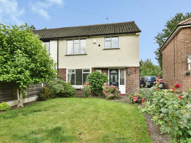 3 bedroom semi detached house for sale