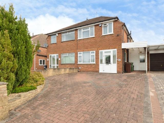 3 bedroom semi detached house for sale