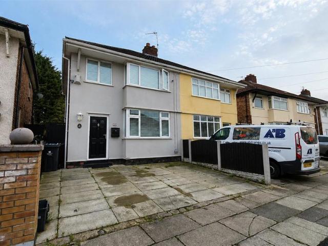 3 bedroom semi detached house for sale