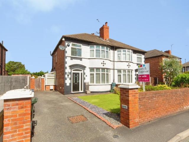 3 bedroom semi detached house for sale