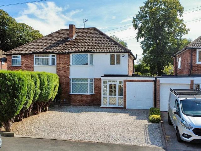 3 bedroom semi detached house for sale