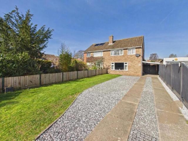 3 bedroom semi detached house for sale