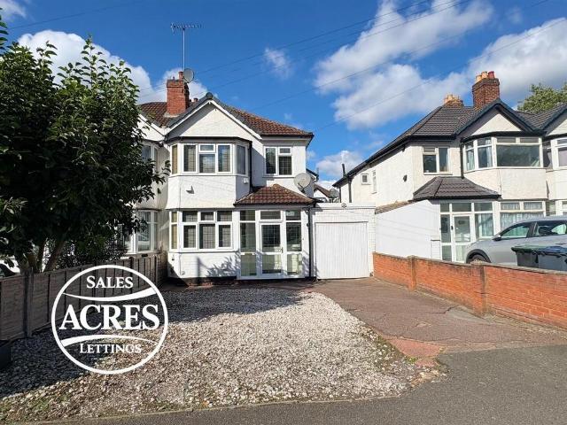 3 bedroom semi detached house for sale