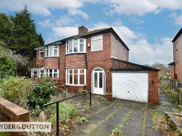 Shaw and Crompton, OL2, Bradford and West Yorkshire, North England