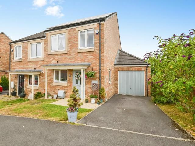 3 bedroom semi detached house for sale