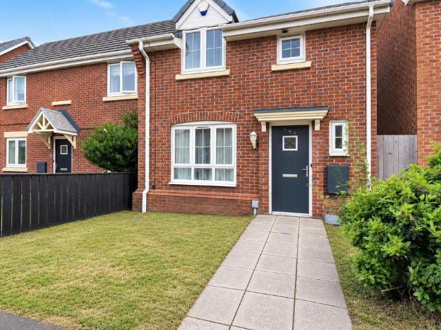 3 bedroom semi detached house for sale