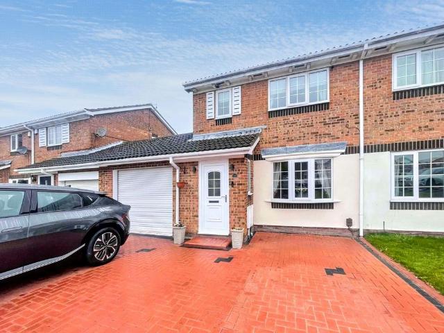 3 bedroom semi detached house for sale